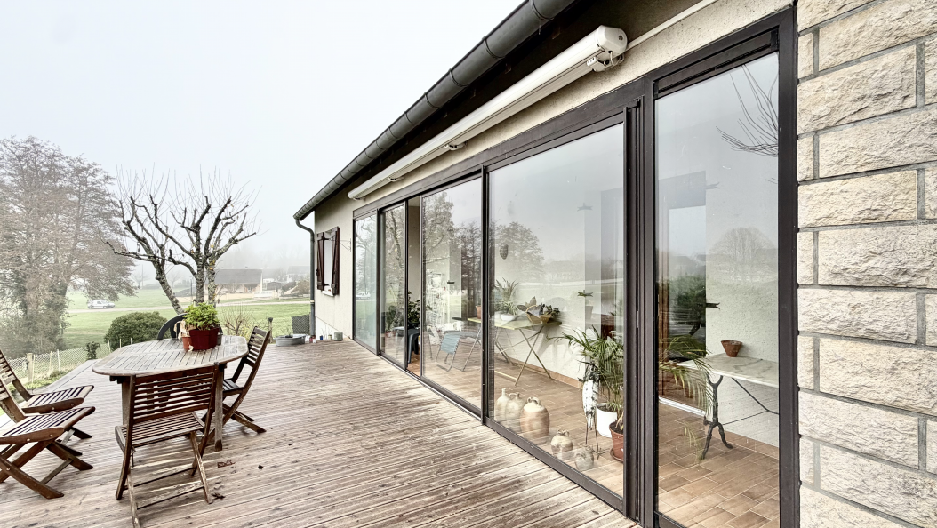 Charmante Maison en Bordure de Lac