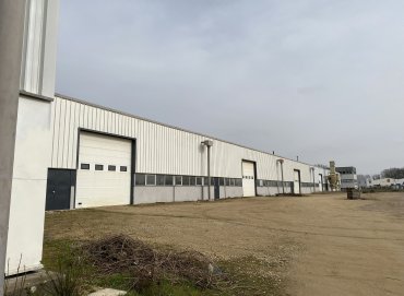 Ensemble industriel de 10000 m²
