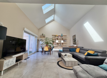Belle maison rénovée à Fourchambault (secteur calme, proche commodités)