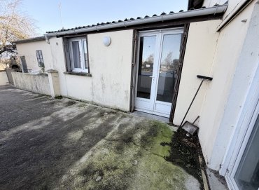 CHARMANT T1 À LOUER AU CALME - SERMOISE-SUR-LOIRE